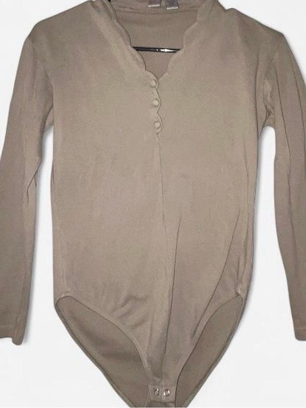 One Step Ahead Beige Scallop-Edge Snap Bodysuit